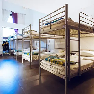 Lol Siracusa Albergue